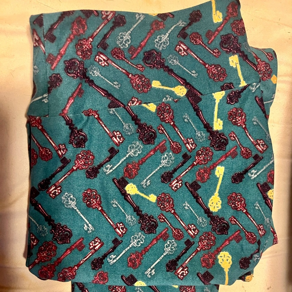 LuLaRoe leggings - size TC